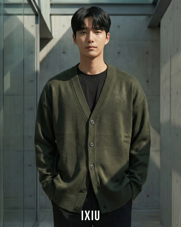 【静かなる品格】Vネック・オールドマネー・ニットカーディガン（韓国ミニマル）