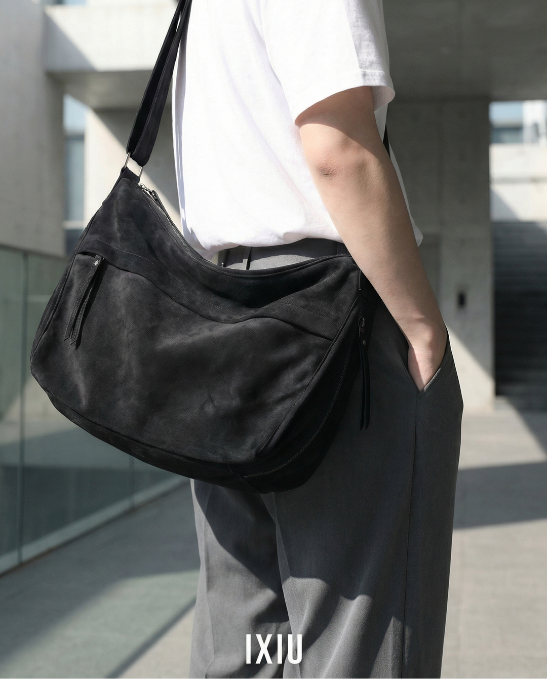 【都会的ノマド】プレミアム・ムーン・メッセンジャーバッグ（韓国ミニマル）