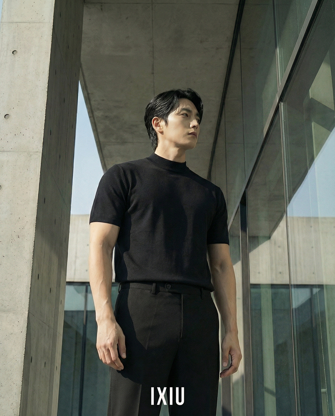 【至高の品格】プレミアム・モックネックサマーニット（韓国ミニマル）