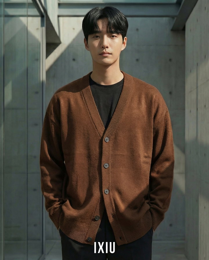 【静かなる品格】Vネック・オールドマネー・ニットカーディガン（韓国ミニマル）