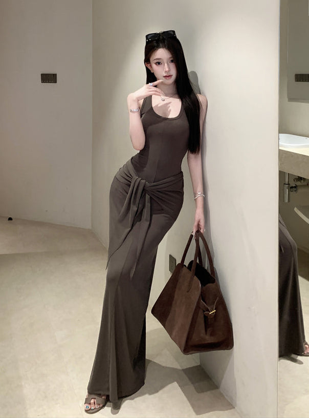 Đầm Maxi Ôm Body Không Tay Cổ Chữ U Màu Đen – Phong Cách Dự Tiệc Mùa Hè Ôm Vừa (Có 3 Màu)