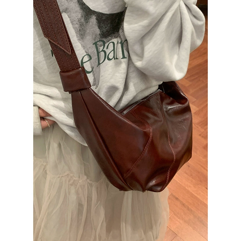 韩版复古新月形单肩包-简约大容量腋下斜挎包（4色可选）