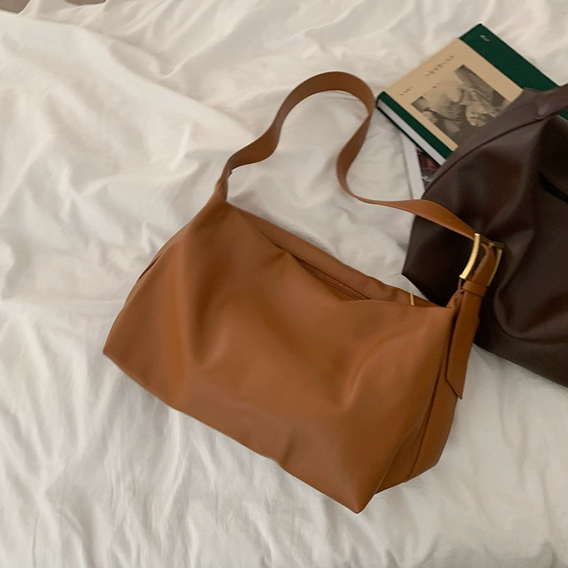 Korean-Style Large Capacity Tote & Shoulder Bag – 2025 Casual Crossbody Commuter Bag for Women (Available in 3 Colors)