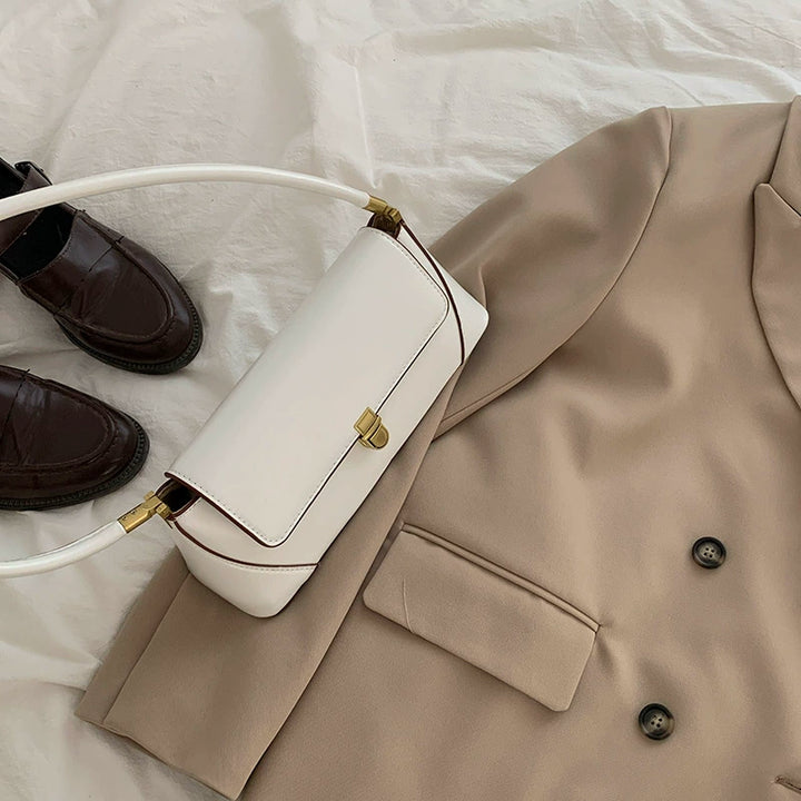 French Vintage Baguette Shoulder Bag – Chic Retro Underarm Handbag for Women (Available in 4 Colors)