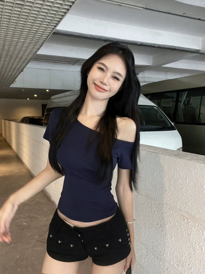 深蓝色辣妹斜肩短袖修身T恤女夏季紧身短款别致独特绝美露肩上衣
