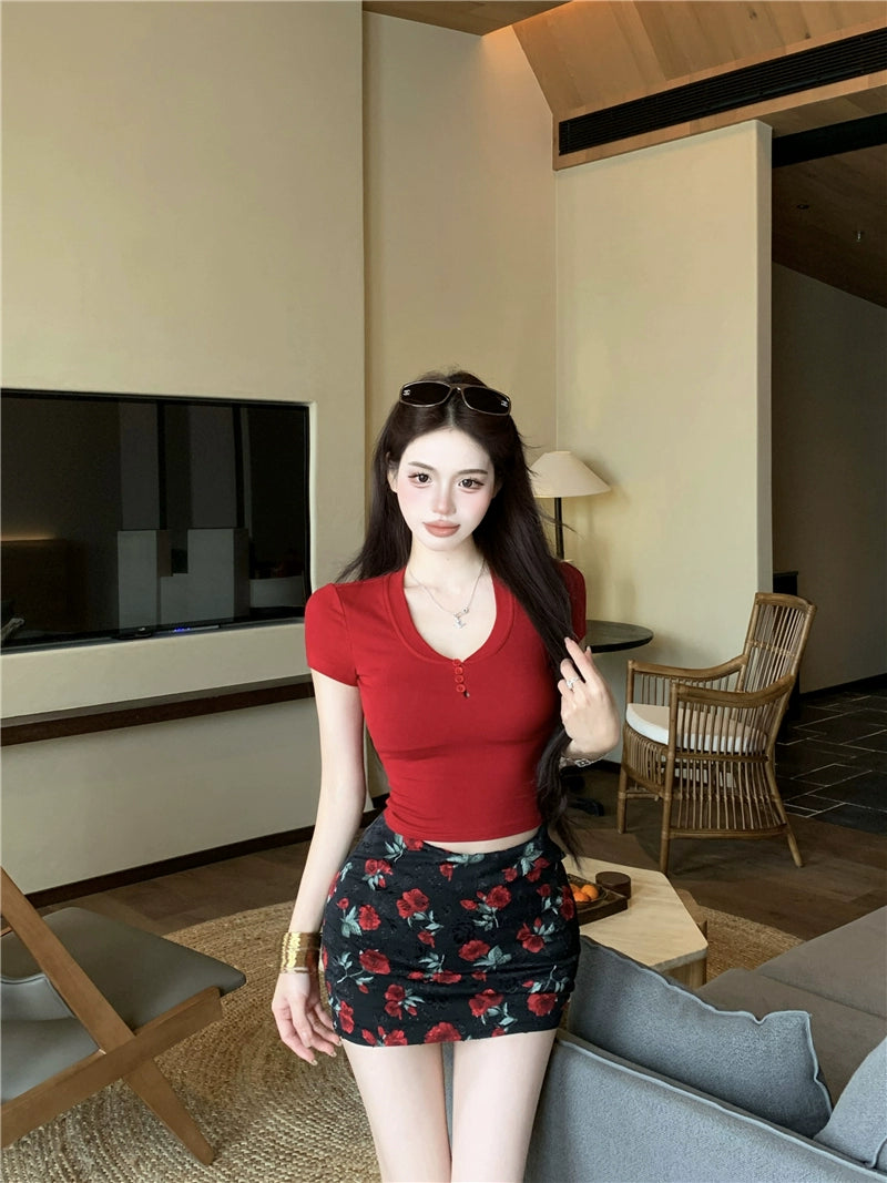 Red V-Neck Slim Knit Short Sleeve Top – Summer Sexy Fitted Crop Tee