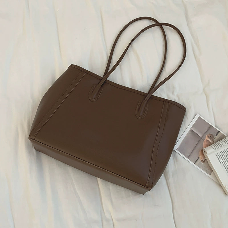 Vintage Large Capacity Tote Bag – 2025 Korean-Style Commuter Shoulder Bag for Women (Available in 4 Colors)