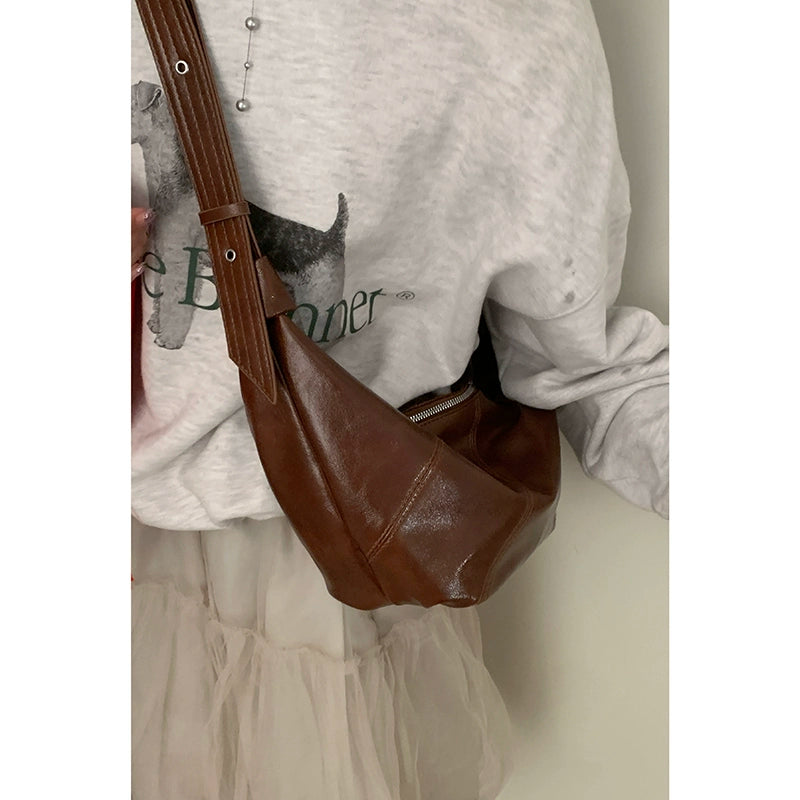 韩版复古新月形单肩包-简约大容量腋下斜挎包（4色可选）