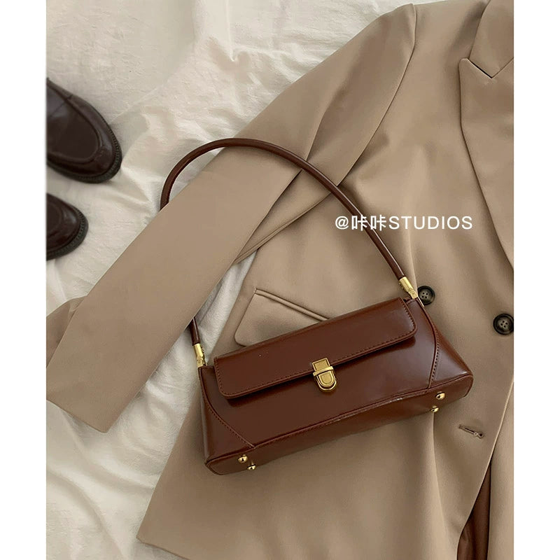 French Vintage Baguette Shoulder Bag – Chic Retro Underarm Handbag for Women (Available in 4 Colors)