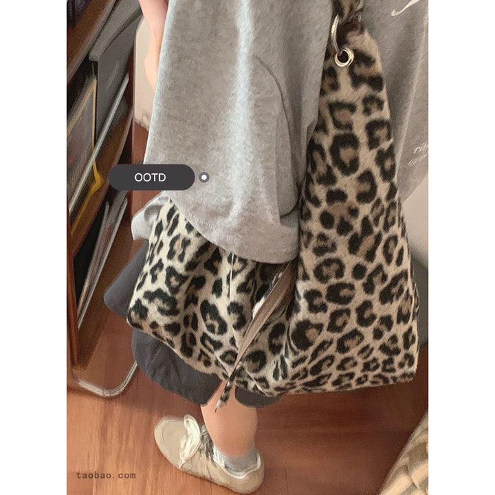 Korean Leopard Print Wool Tote Bag – Trendy Large Capacity Shoulder Bag (Available in 2 Colors)