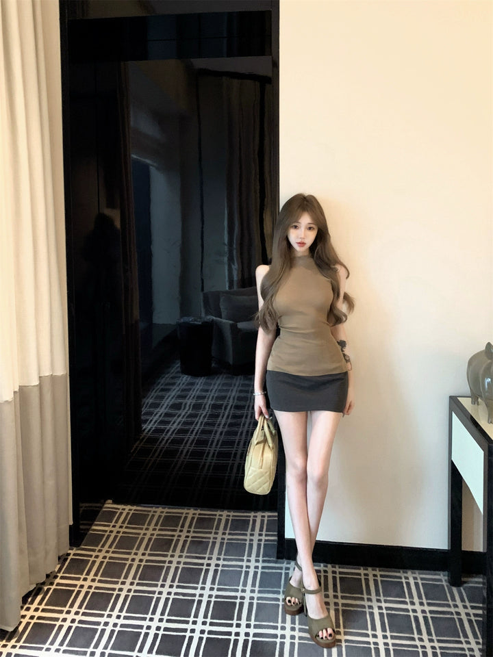 Black Sleeveless Mock Neck Slim Fit Tank Top – Summer Basic Essential (Available in 2 Colors)