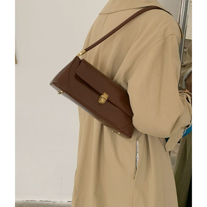 French Vintage Baguette Shoulder Bag – Chic Retro Underarm Handbag for Women (Available in 4 Colors)