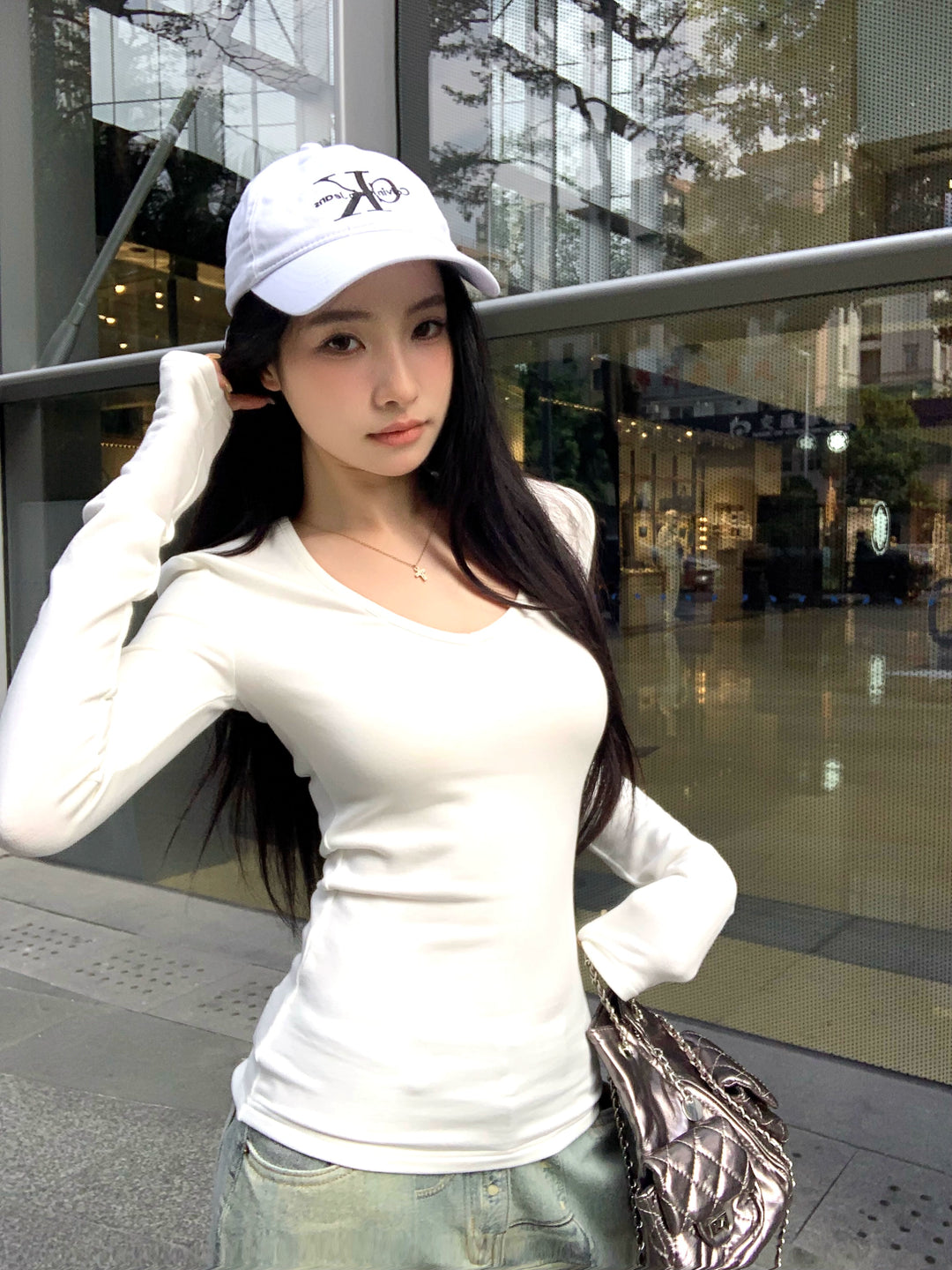 Soft V-Neck Fleece-Lined Slim Long Sleeve Top (Available in 5 Colors)