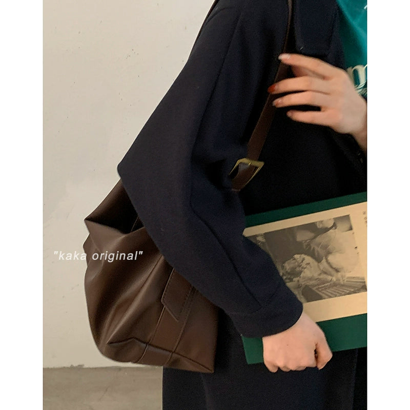 Korean-Style Large Capacity Tote & Shoulder Bag – 2025 Casual Crossbody Commuter Bag for Women (Available in 3 Colors)