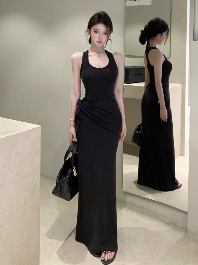 Đầm Maxi Ôm Body Không Tay Cổ Chữ U Màu Đen – Phong Cách Dự Tiệc Mùa Hè Ôm Vừa (Có 3 Màu)