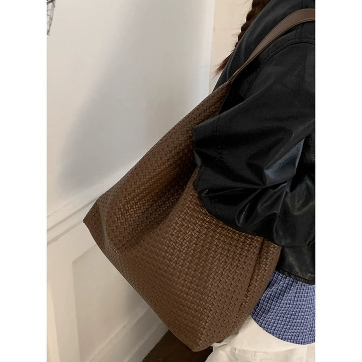 Woven Texture Large Tote Bag – Elegant Vintage Shoulder Commuter Bag for Women (Available in 5 Colors)